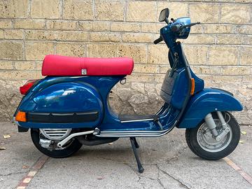 Vespa arcobaleno