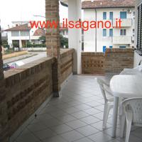 Mag+Giu Villetta CON AMPIO BALCONE a Lido Scacchi