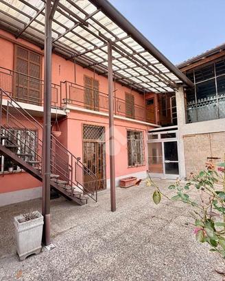 CASA SEMINDIPENDENTE A ALLUVIONI CAMBIÒ