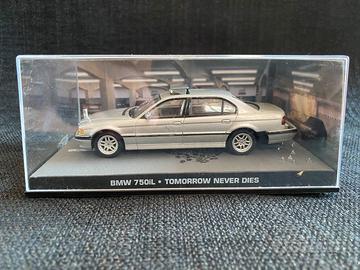 Modellino 1:43 BMW 750 iL 007