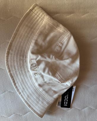 Cappelli vari colori