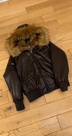 Giacca pelle  con cappuccio con pelliccia e oro