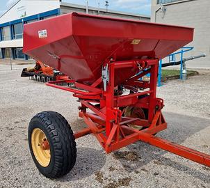 SPANDICONCIME LELY 900 LT