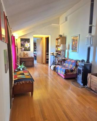 Appartamento di 144 m² con 5 locali a Siena