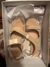 Geox sandali taupe