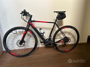 Viktor Bicicletta gravel assistita