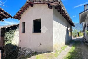 CASA SEMINDIPENDENTE A POMARETTO