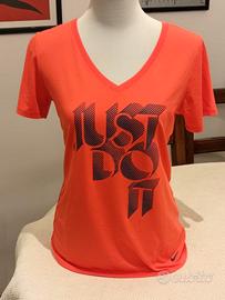 Nike - T-Shirt Sportiva/Casual Donna Dri-Fit - M -