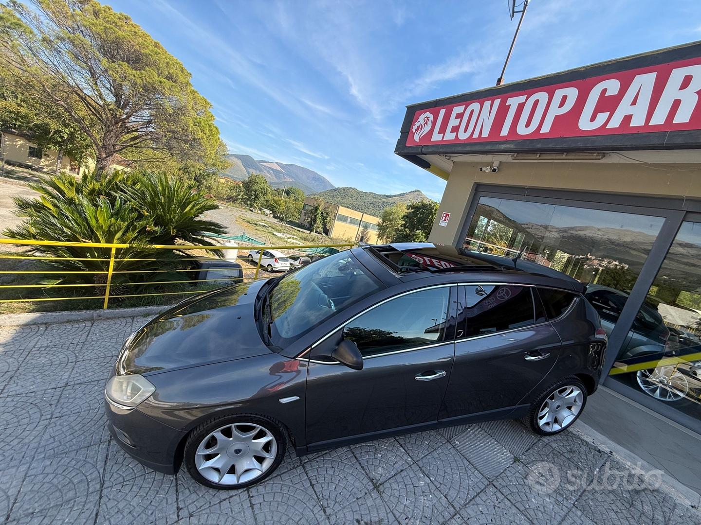 Lancia Delta (2008-2015)