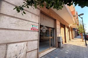 NEGOZIO A PESCARA
