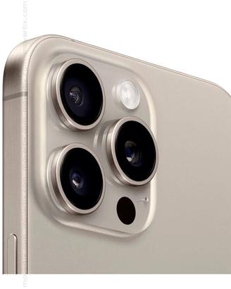 Iphone 15 pro ottime titanio in ottime condizini