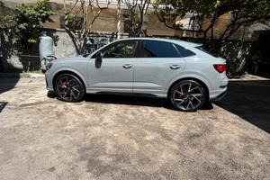 Audi RSQ3