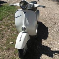 Vespa primavera 125