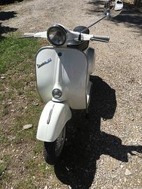 Vespa primavera 125