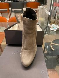 Stivaletti scamosciati Albano