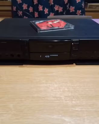 Lettore CD 2  Grundig serie Fine Arts 