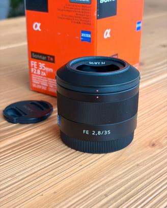 Sony FE 35mm f/2.8 ZA Sonnar T*