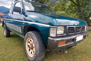 Nissan king  cab pick-up 