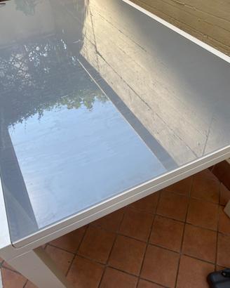 Tavolo di vetro da esterno allungabile