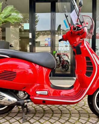 Vespa GTS 300 hpe Super