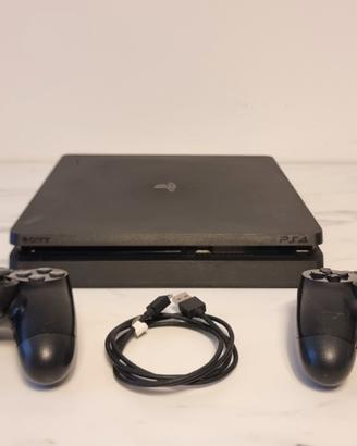 PS4 Slim 500Gb + 2 Joystick