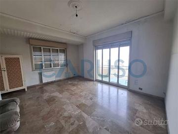 appartamento con ascensore 2 camere doppi servizi