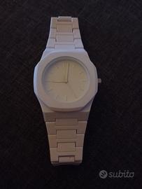 Orologio bianco semplice