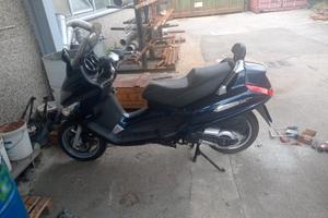 Piaggio X8 400 - 2010