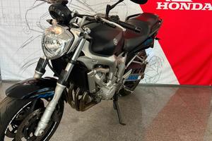 Yamaha FZ6