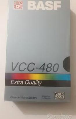 Videocassette V2000 nuove e usate