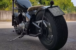 Honda Shadow VT 600 ( più pezzi originali)