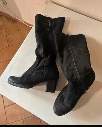 Stivali camoscio alti