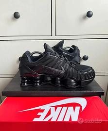 Nike Shox 42