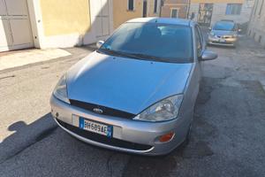 Ford Focus 1.6 Benzina 5 porte