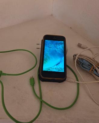 cellulare  iPhone 