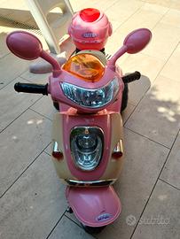 Vespetta bimba ricaricabile 6v