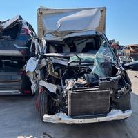 Per ricambi Mercedes Sprinter 2025 kw 110 654 dies