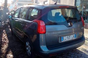 PEUGEOT 5008 1ª serie - 2011