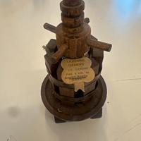 Mini torchio  con bottiglietta Genepy de Cogne  60