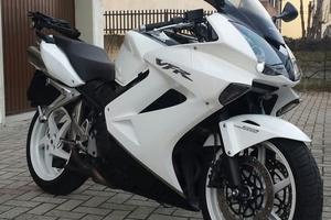 Honda VFR 800 V-Tec 2009 - DA VEDERE !!!