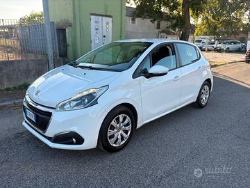 Peugeot 208 PureTech 82 5 porte Active 2017 167.00