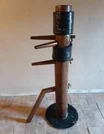 uomo di legno wooden dummy Wing chun Kung fu