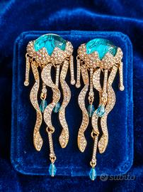 Orecchini pendenti vintage Medusa per donna