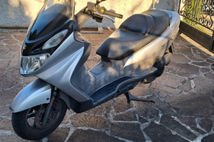 Suzuki Burgman 125 anno 2004