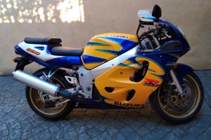 Suzuki GSX-R Srad 600 Corona Alstare