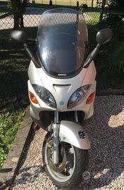 Piaggio X9