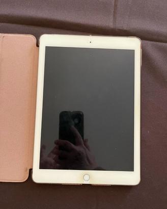 IPAD 6th generation Wi-Fi + Cellular