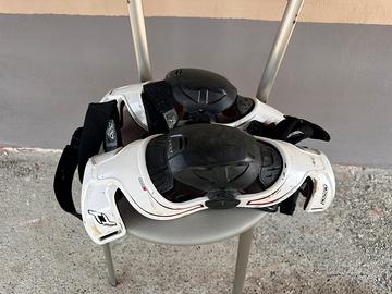 Tutori ginocchiere motocross