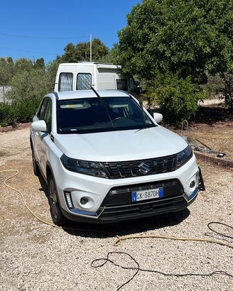 Suzuki vitara ibrida 4x4
