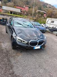 bmw 118d  incidentata anche a pezzi 